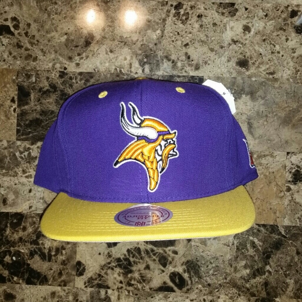 COPY - Mitchell & Ness Minnesota Vikings snap back